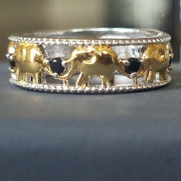 Jewelry - Lucky Elephants Ring